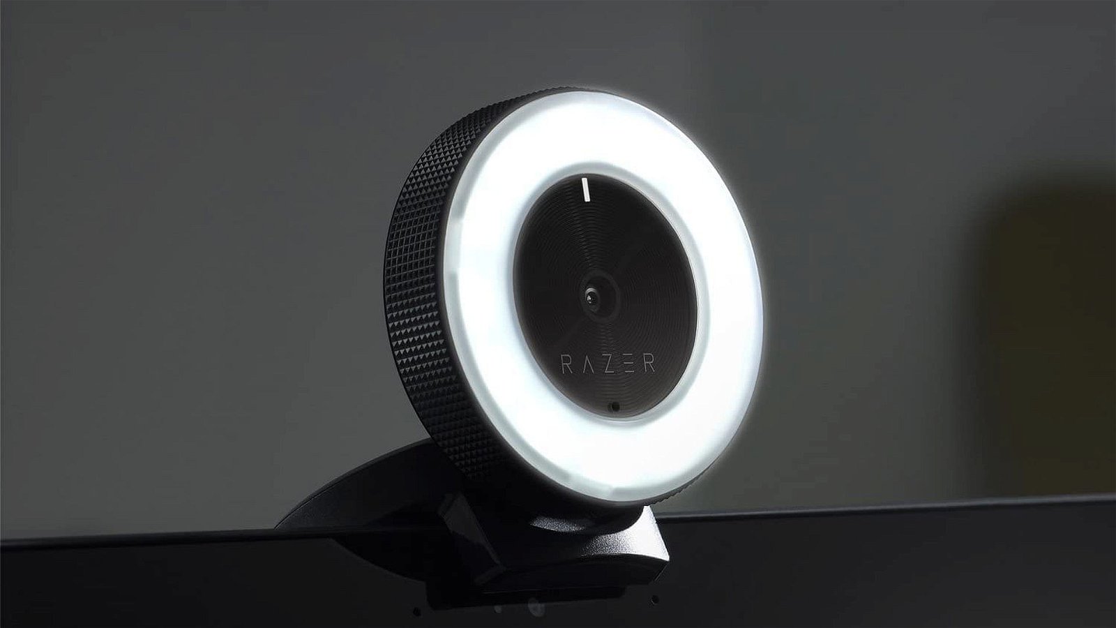 Razer Kiyo, webcam ideale per gli streamer con luce integrata, a un prezzo super! -42%