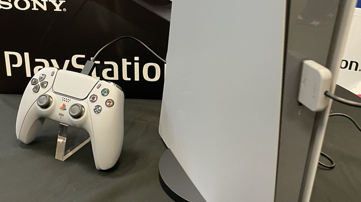 Una PS5 personalizzata a tema PS1 esiste, ma non è per tutti