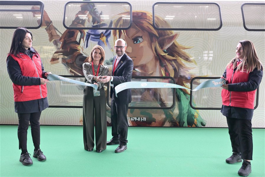 Immagine di Nintendo e Trenitalia trasformano Zelda in un treno, davvero