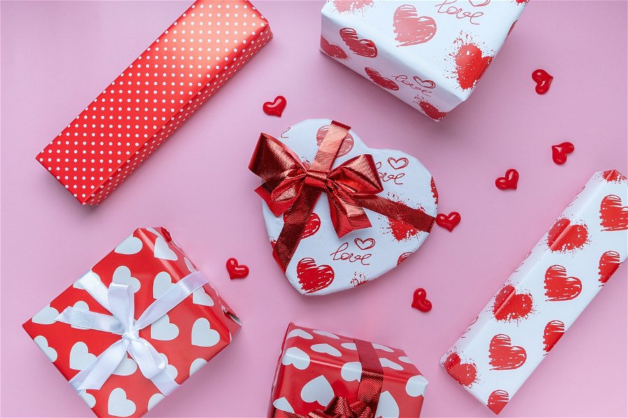 San Valentino su : trova il regalo perfetto per la tua dolce metà -  SpazioGames