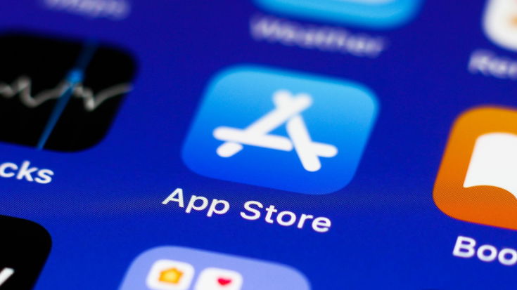 Apple cambia idea sugli emulatori e ne rimuove uno da App Store