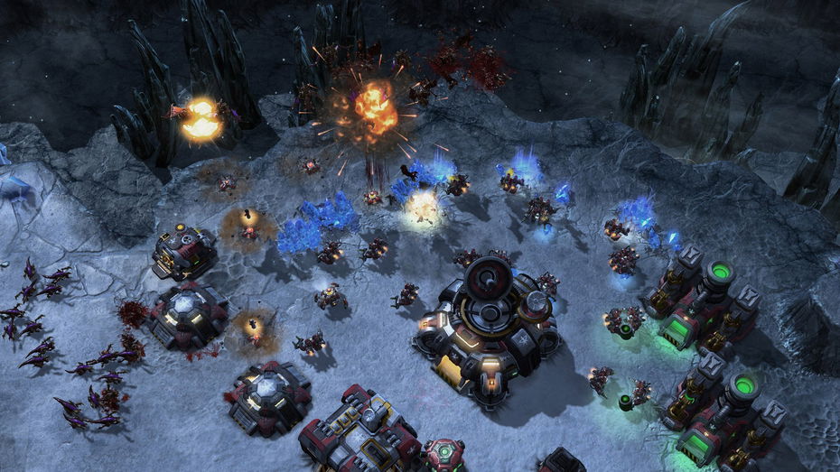 Immagine di StarCraft 1 e 2 sbarcano su Game Pass a novembre, gratis