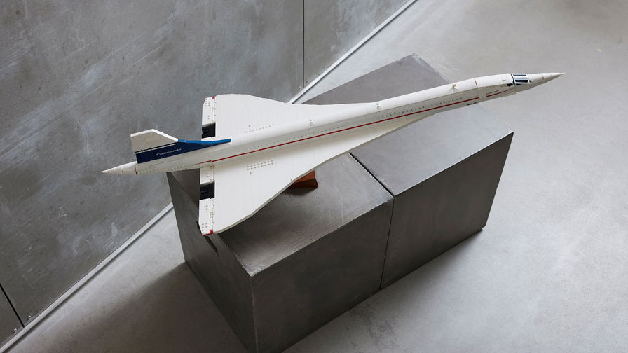 LEGO vola supersonico sulle ali del Concorde!