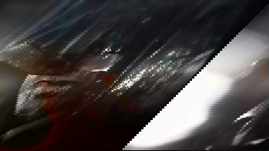 Immagine di Chi è l'uomo incappucciato misterioso nel trailer di Resident Evil Requiem?