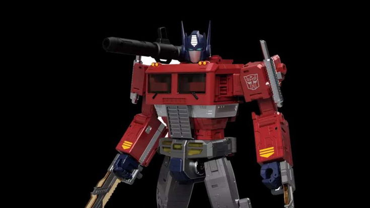 Optimus Prime MPG-17: il leader degli Autobots si rinnova grazie a Takara Tomy