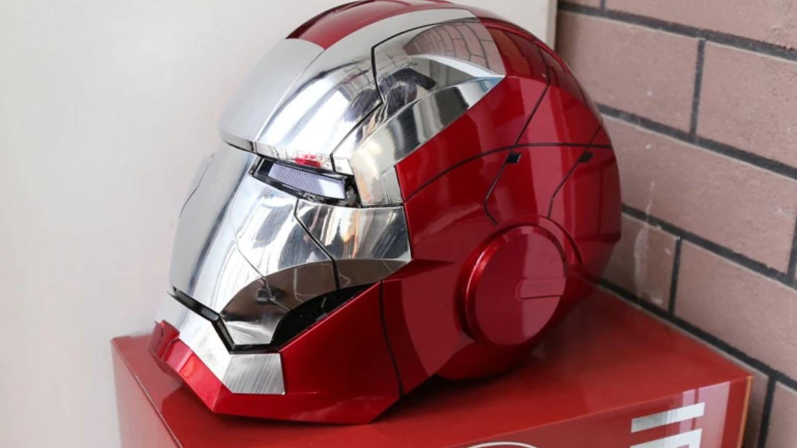 Il casco Iron Man MK5 è realtà: oggi su AliExpress a 99€!