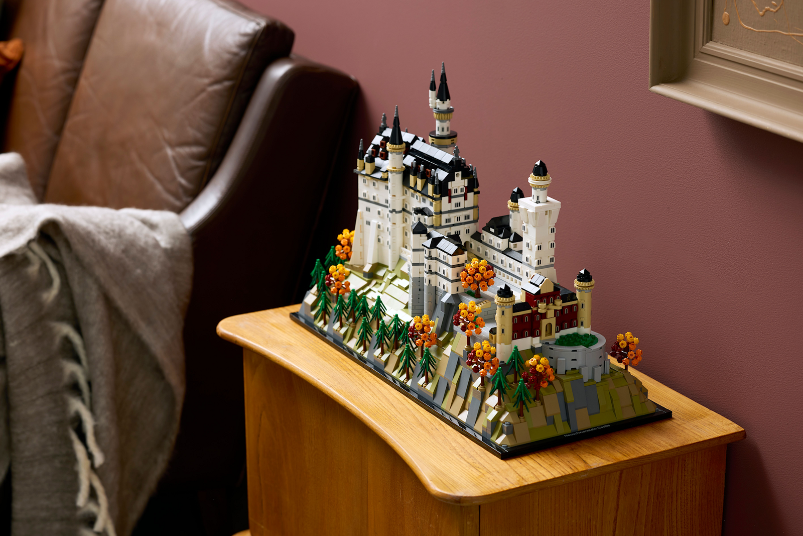 Costruisci la magia bavarese: il Neuschwanstein di LEGO