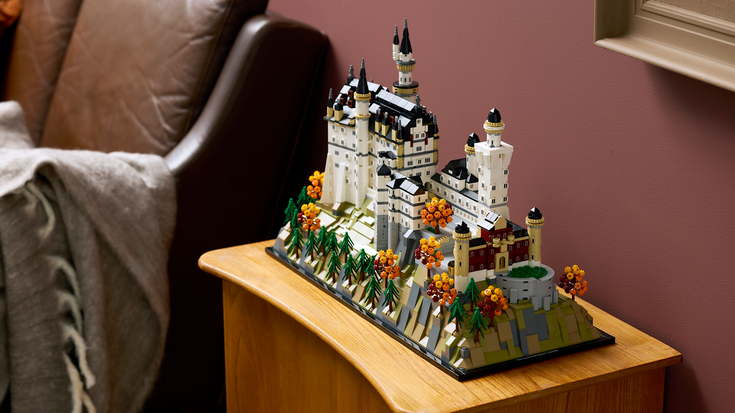 Costruisci la magia bavarese: il Neuschwanstein di LEGO