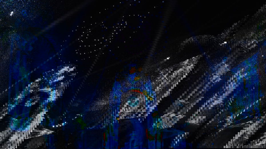 Immagine di Droni e colonne sonore: il nuovo show notturno di Movieland