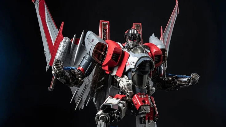 Starscream rinasce in versione DLX con la maestria di Threezero