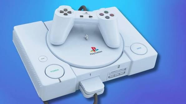 PlayStation torna in miniatura e "accende" la nostalgia