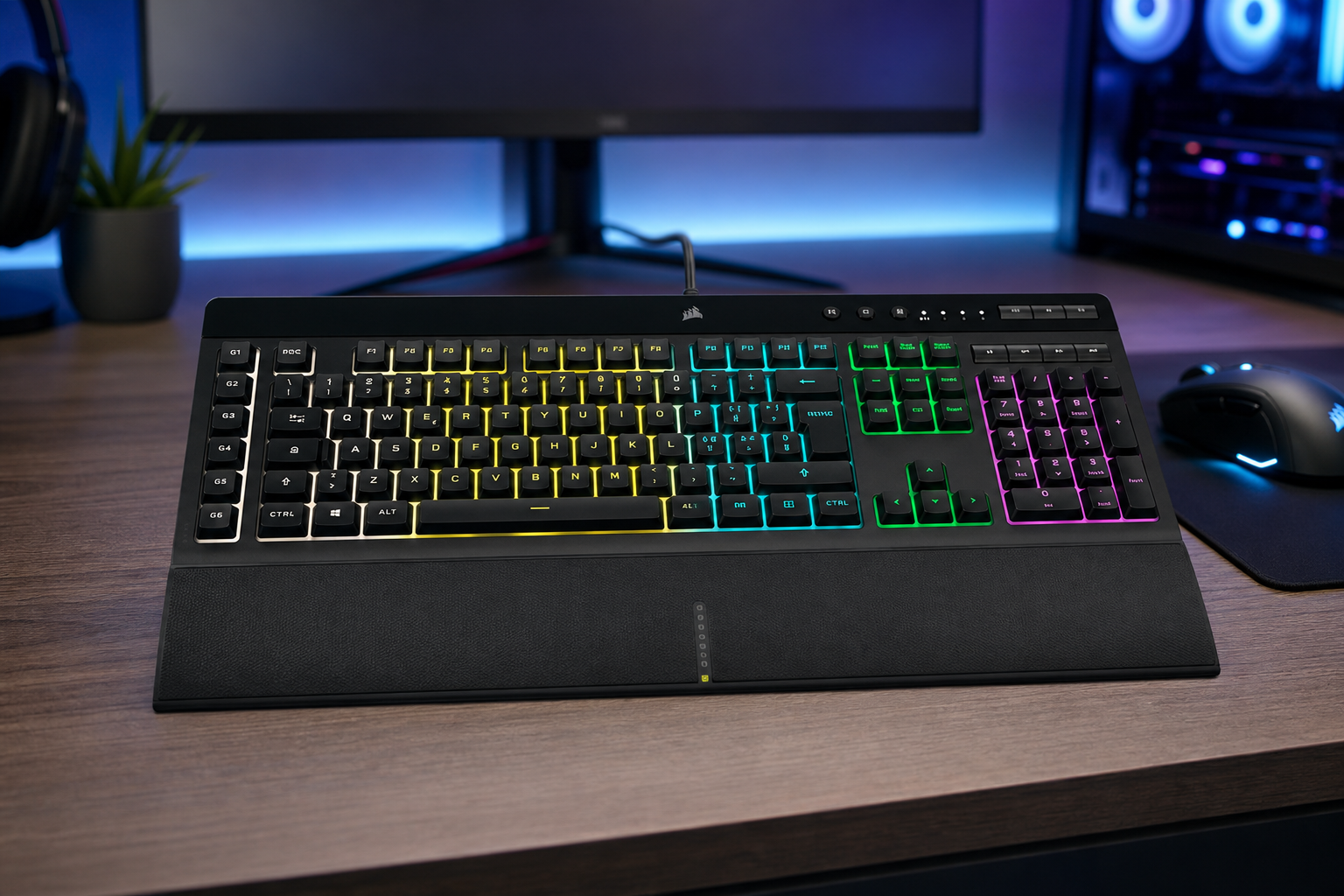 Mezzo listino, sei macro: Corsair K55 RGB PRO costa 29€