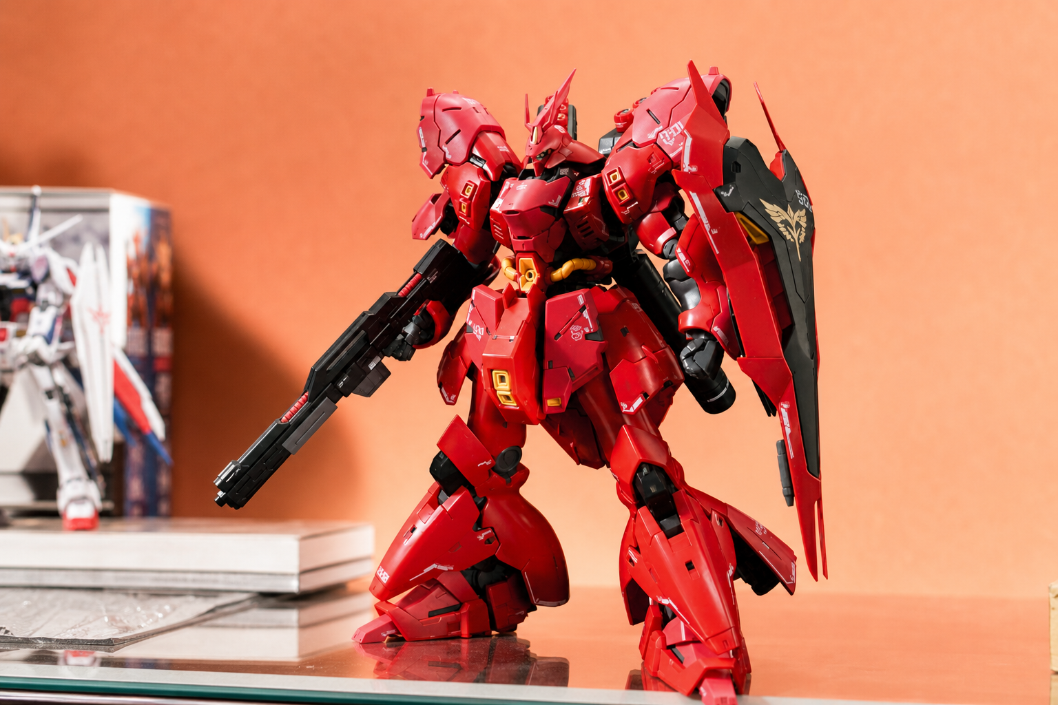 Anteprima: Bandai Spirits RG Sazabi a 65€, il modellino che domina la mensola
