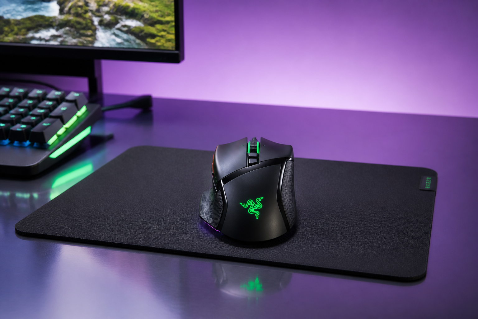 Anteprima: Razer Basilisk V3 con tappetino a 63,98€, 11 tasti per ogni comando