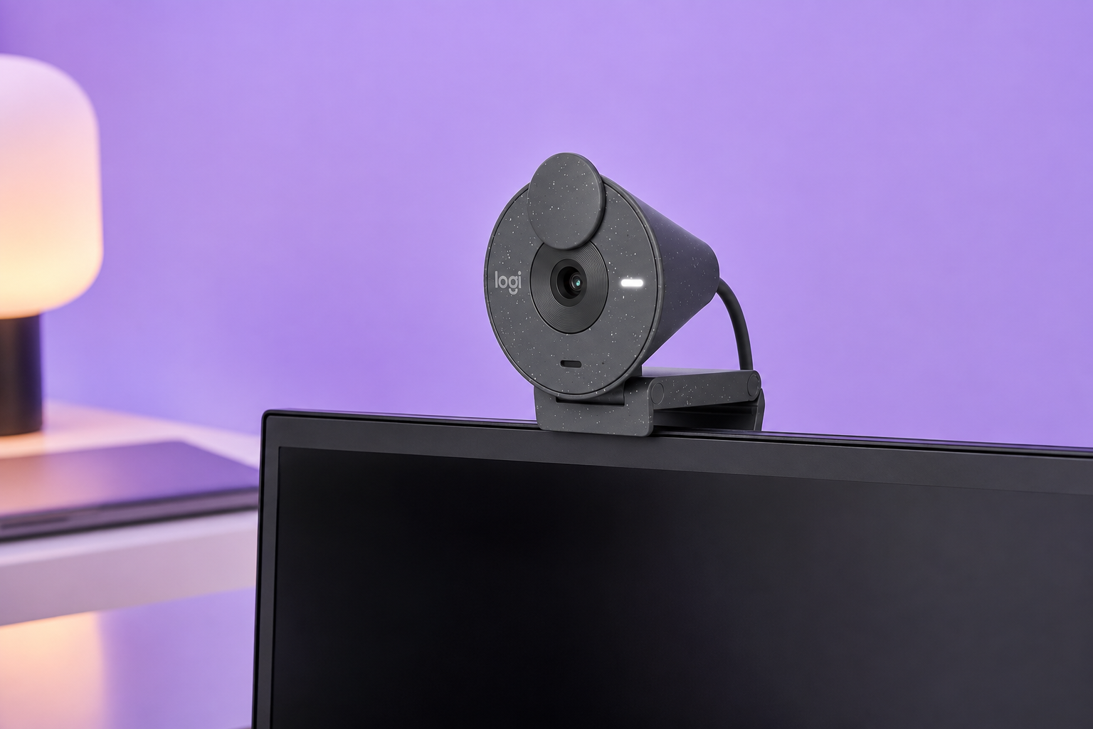 Logitech Brio 305 al minimo storico: 46,38€ per call Full HD più nitide