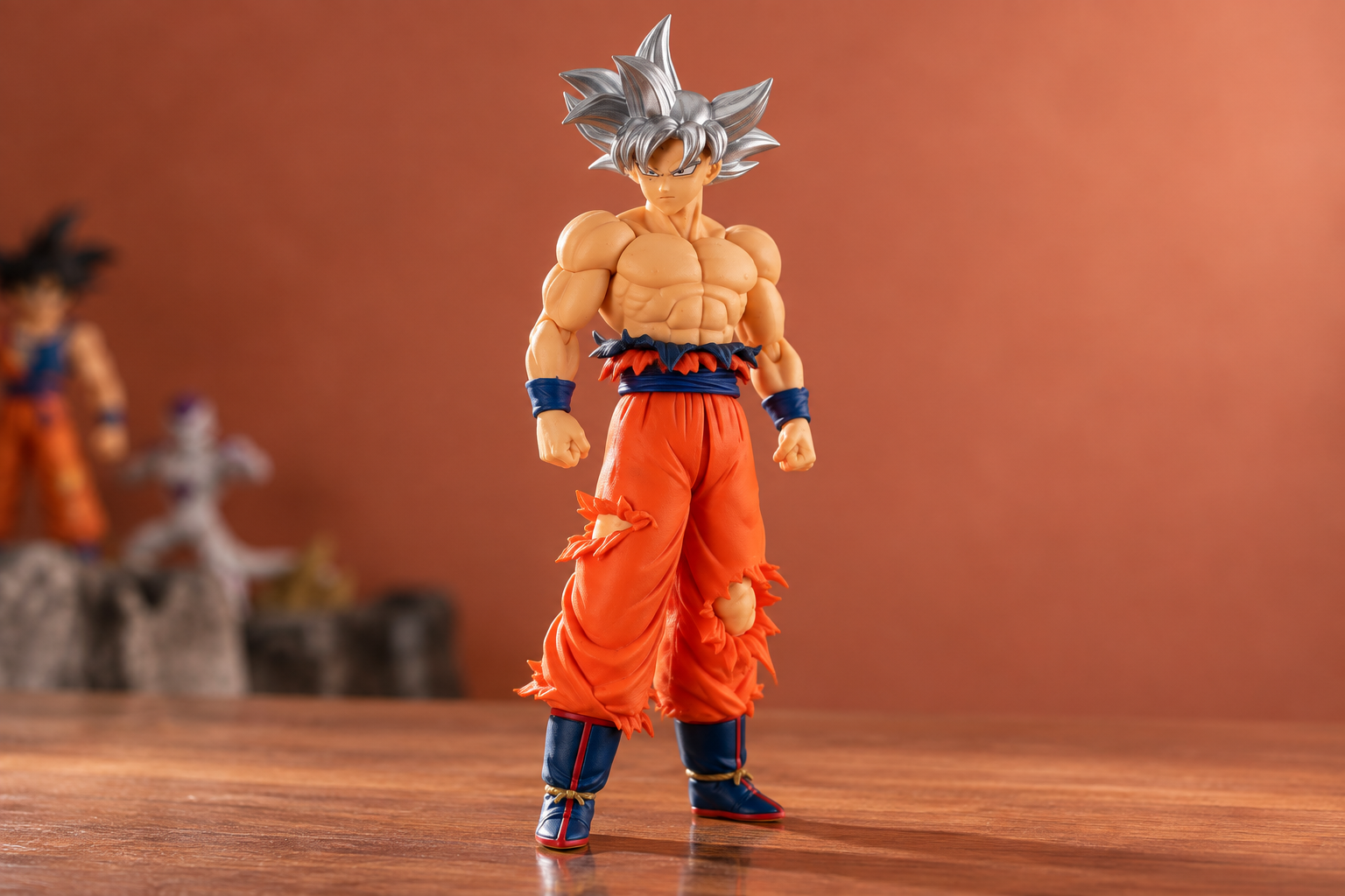 Il Goku Ultra Instinct di Banpresto costa 29,90€ ed è fatto per i collector