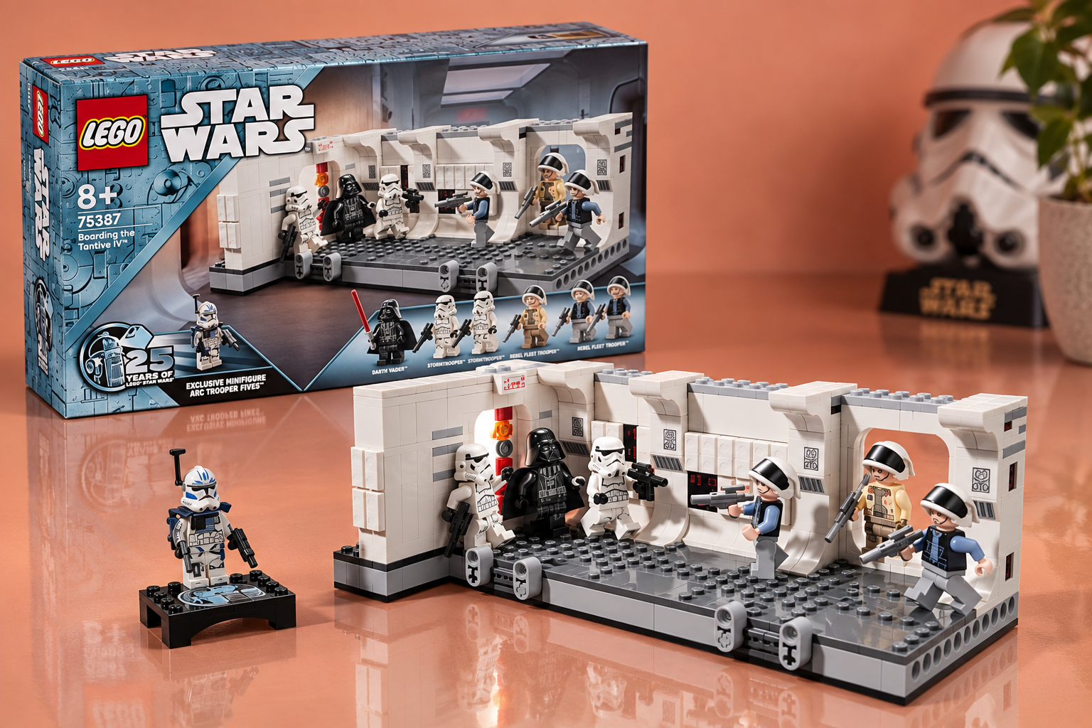 LEGO Star Wars Tantive IV scende a 63,33€, la scena cult con sette minifigure
