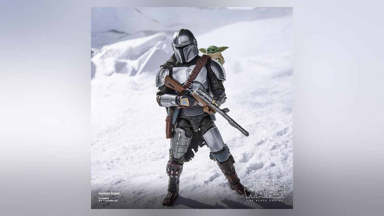 Immagine di Star Wars Black Series con Mandaloriano e Grogu a 38,39€, da esporre insieme