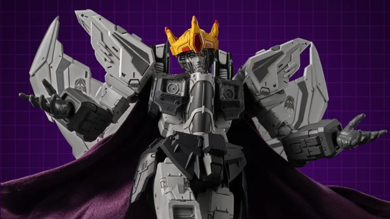 Starscream Coronation: la nuova MDLX di Threezero celebra i 40 anni di Transformers: The Movie