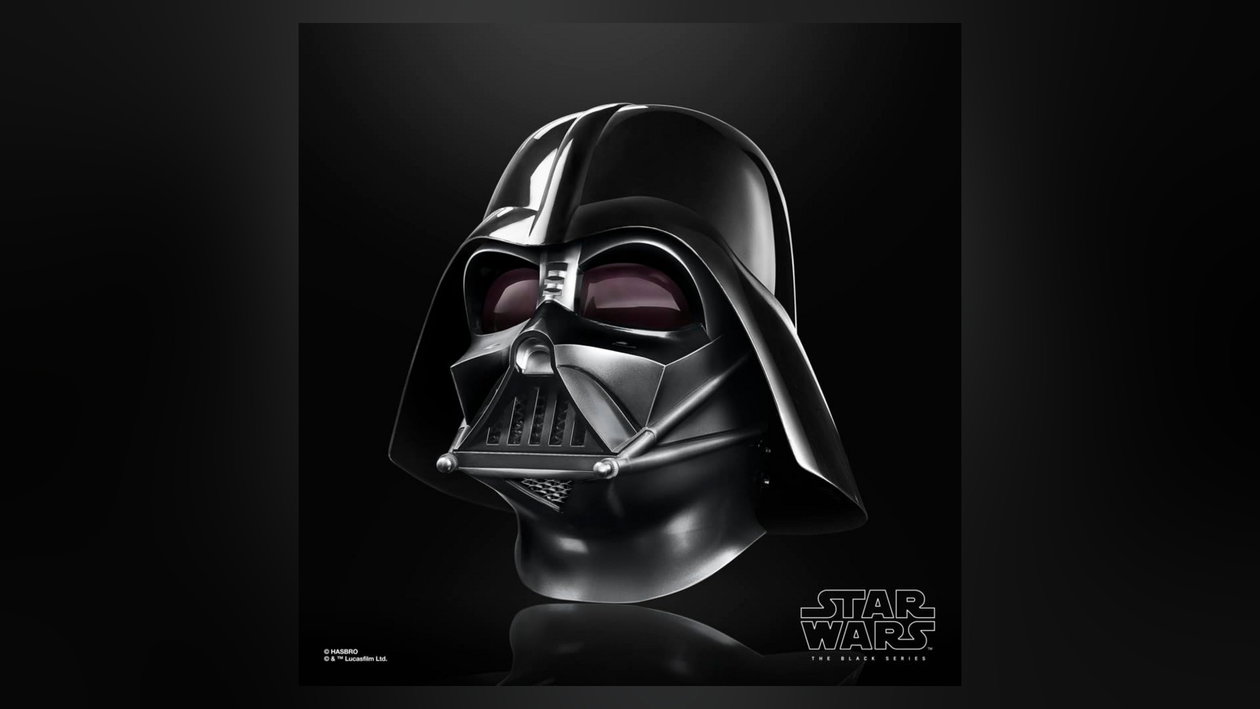 Immagine di Hasbro Darth Vader The Black Series al -41%, il casco 1:1 da esporre