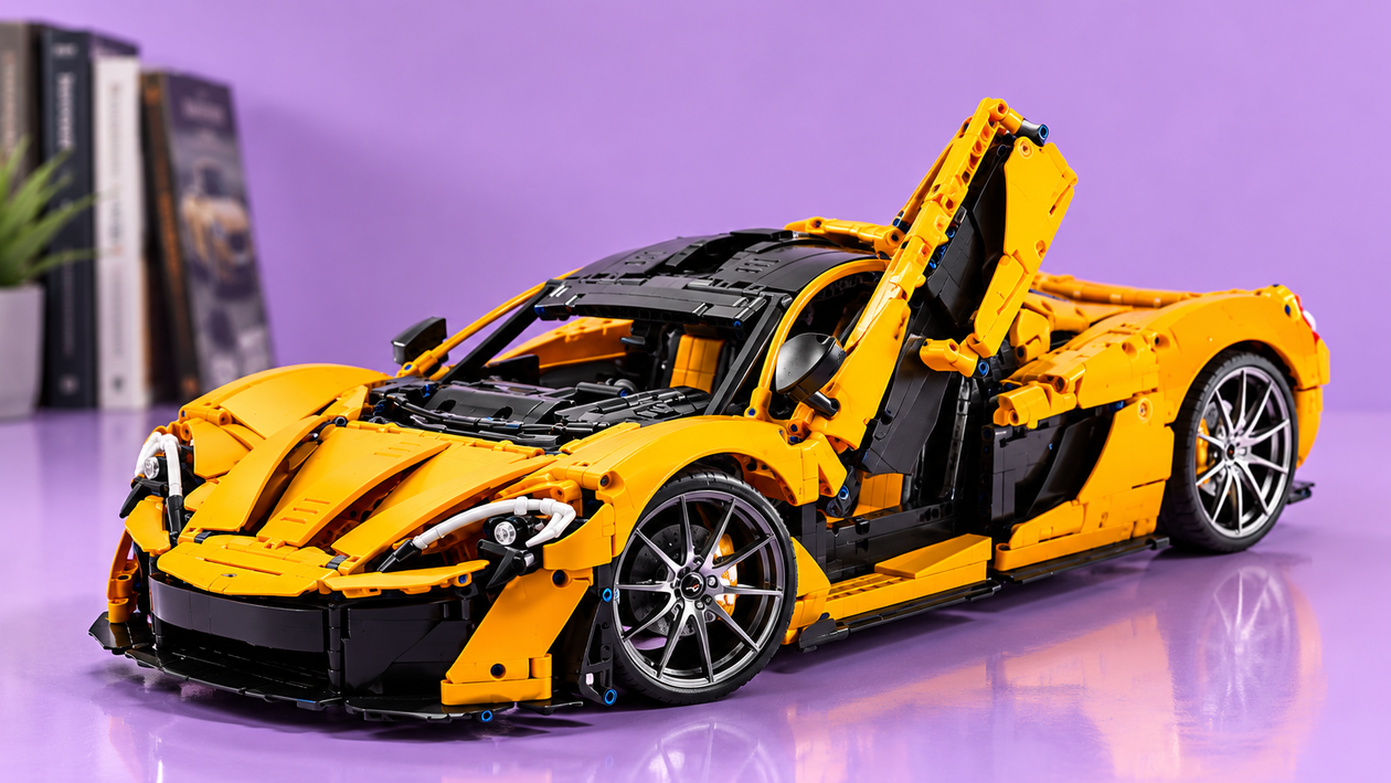 Immagine di Costruisci il V8 della LEGO Technic McLaren P1, ora a 393,59€