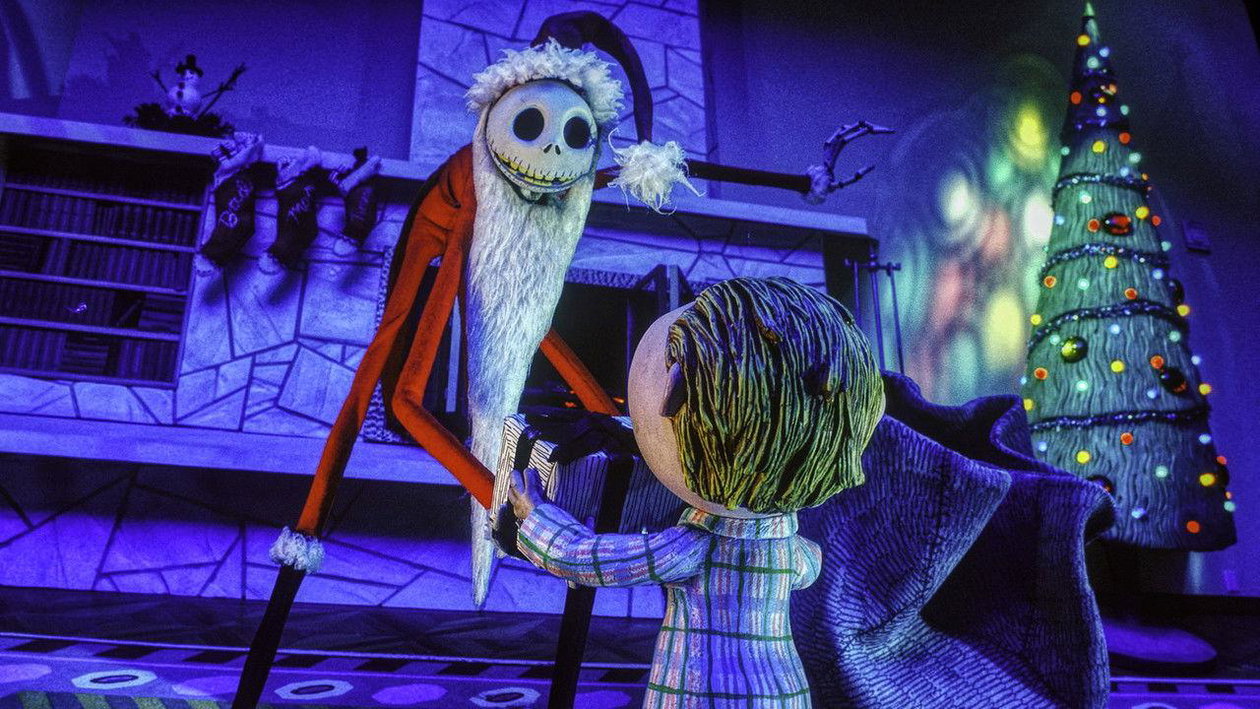Immagine di Con Asmodee Nightmare Before Christmas si gioca fino in sei a 30,90€