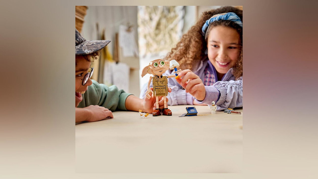 Immagine di LEGO Harry Potter Dobby si ricostruisce in Kreacher, ora a 27,99€