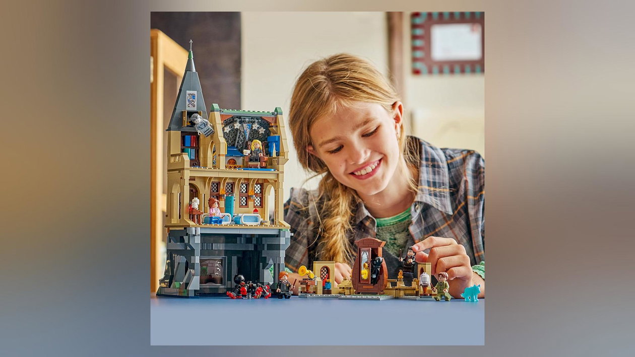 Immagine di LEGO Harry Potter, tre piani di Hogwarts da costruire a 79,90€