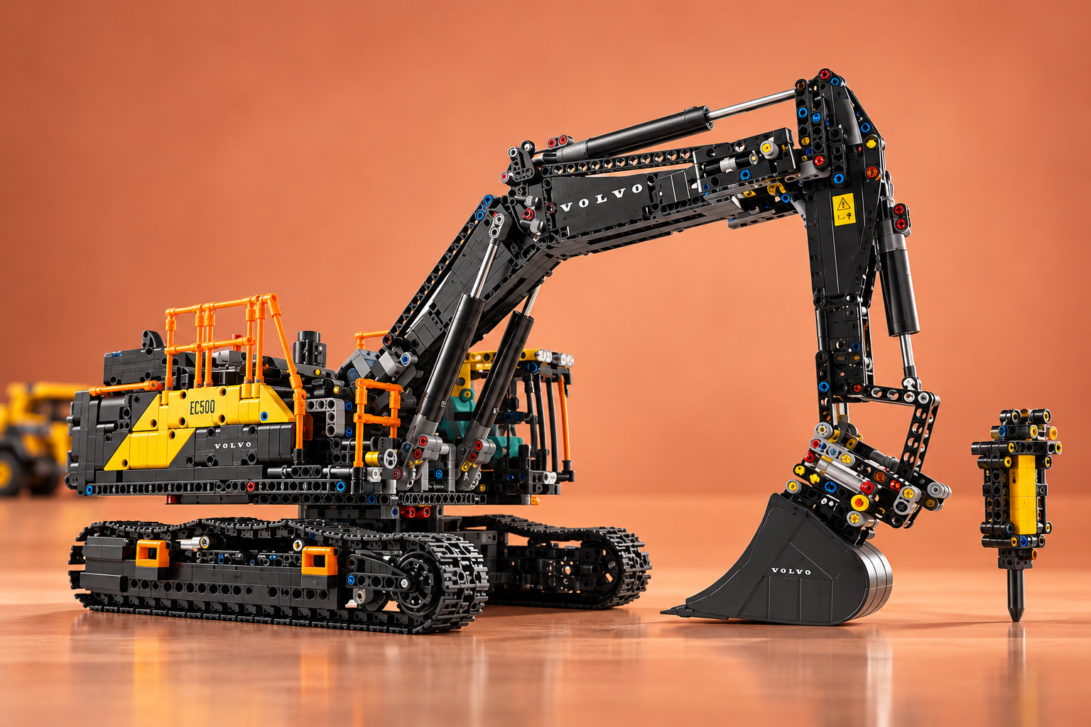 LEGO Technic Volvo EC500 Hybrid: costruiscilo e mettiti ai comandi