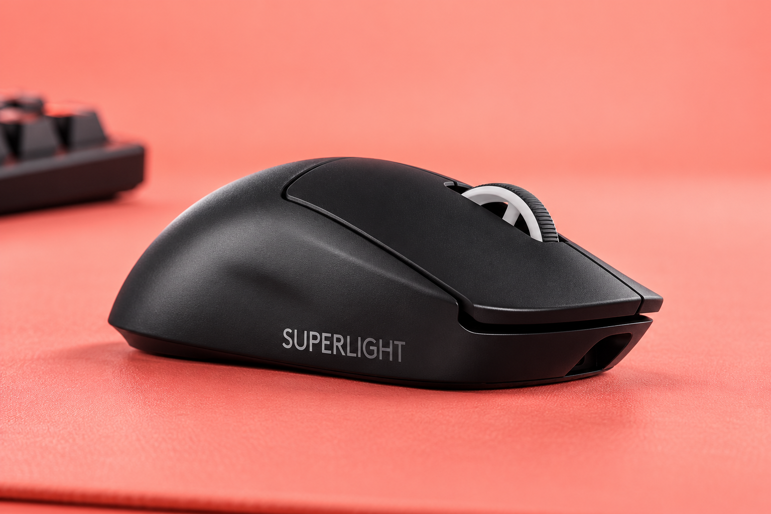 Logitech G PRO X SUPERLIGHT 2, giochi senza fili con soli 60 g a 109,16€