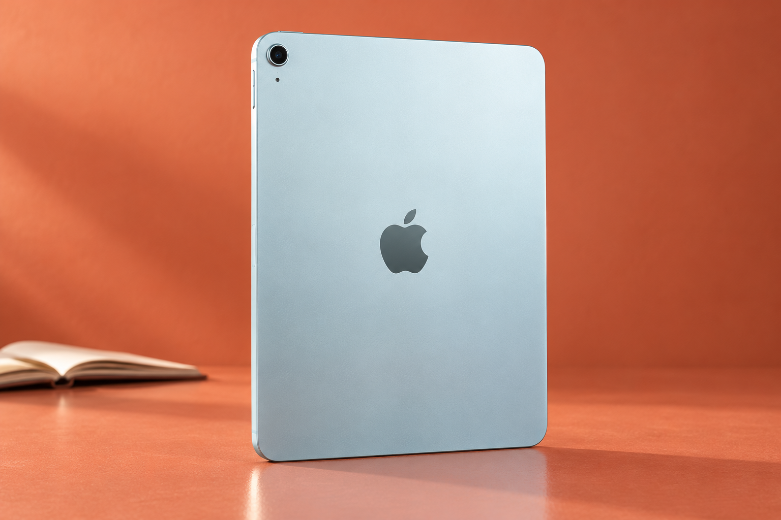Apple iPad Air M4 a 749€, per creare anche lontano dalla scrivania
