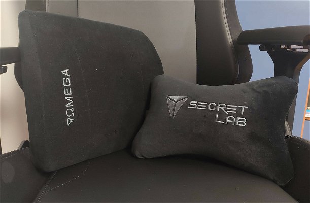 secret-lab-2020-21068.jpg