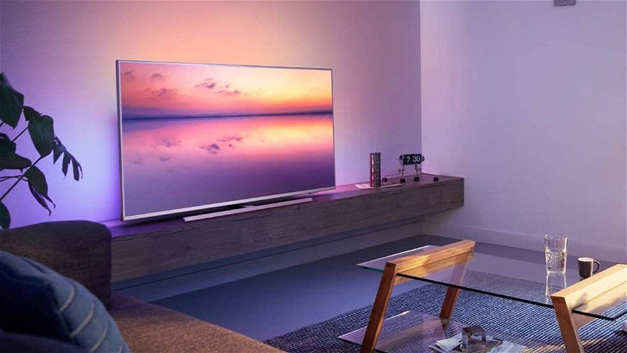 Immagine di Smart TV Philips 4K con Ambilight con sconti sino al 24% tra le offerte del giorno Amazon