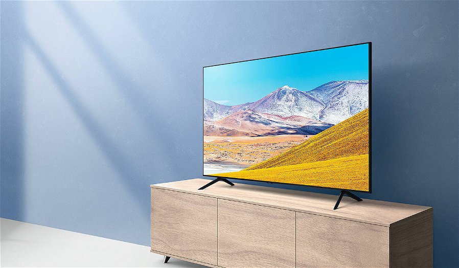 Immagine di Smart TV Samsung da 82" con uno sconto di 550 euro tra le offerte del giorno eBay