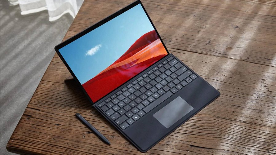 Immagine di Notebook 2 in 1 Microsoft Surface Pro X a meno di 900 euro nel Solo per il weekend Mediaworld