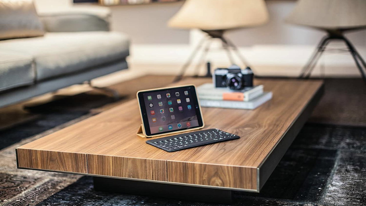 Immagine di Sconti su tastiere, proiettori ed accessori smartphone con le offerte del weekend Amazon!