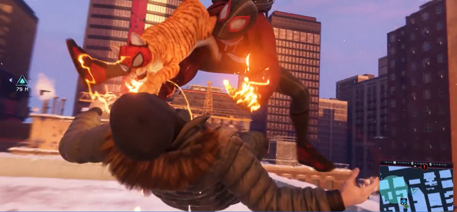 Spider-Man: Miles Morales, Spider-Cat è l'eroe che meritiamo ora!