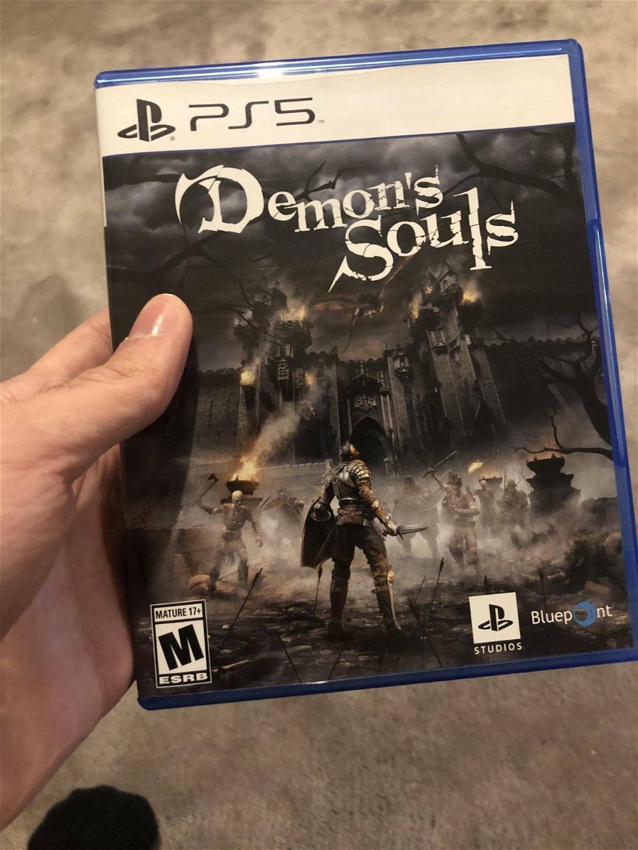 Immagine di Demon's Souls Remake, l'unboxing della versione retail (e i contenuti)