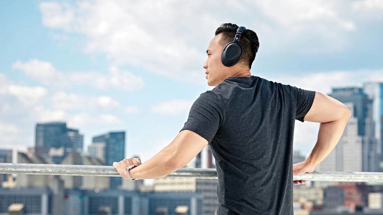 Immagine di Cuffie e auricolari Sony con sconti sino al 53% tra le offerte del weekend Amazon