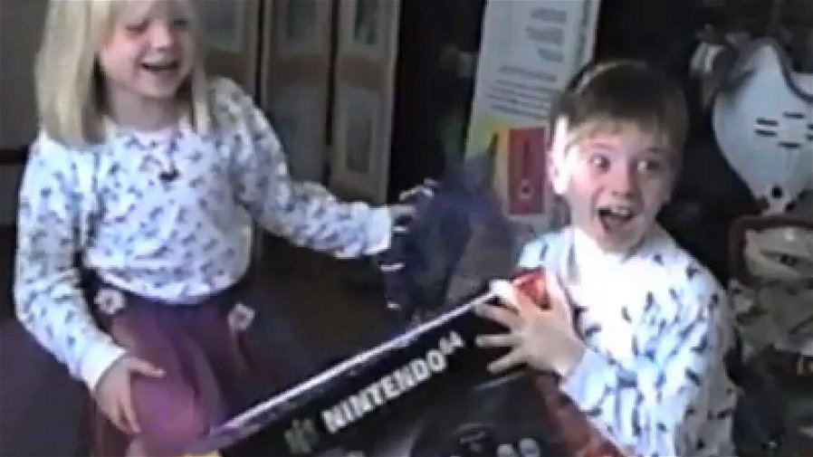 Immagine di Le reazioni dei bambini che hanno ricevuto videogiochi a Natale sono ciò di cui avevamo bisogno