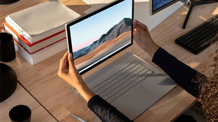 Immagine di Bomba Amazon: Microsoft Surface Book 3 con uno sconto di 600€!