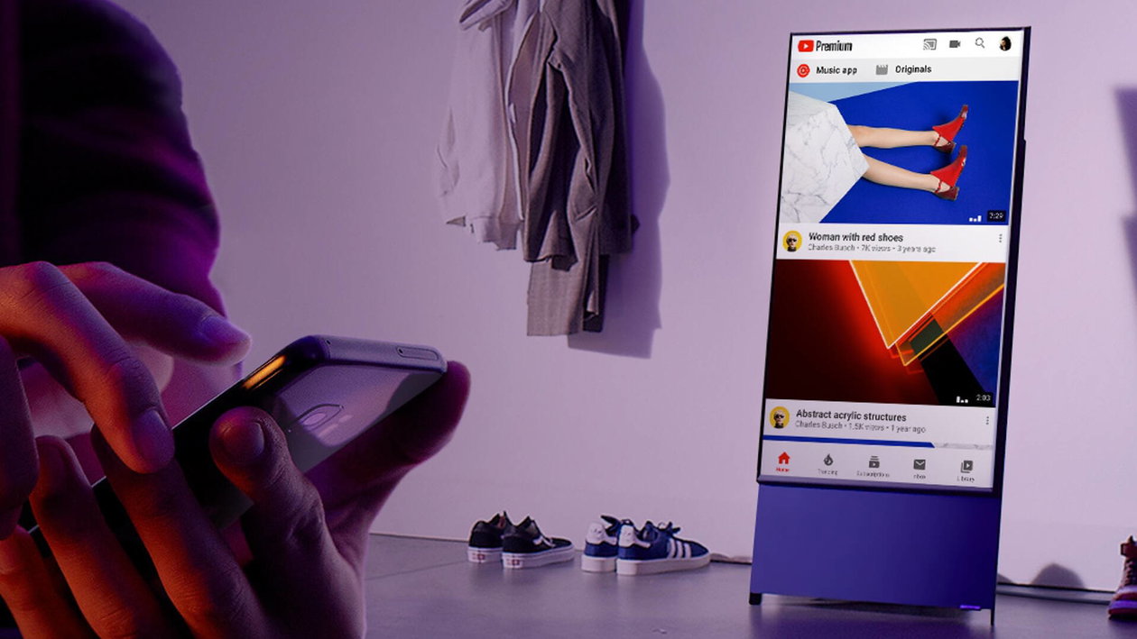 Immagine di Smart TV 4K Samsung The Sero da 43" con uno sconto di 400 euro tra le offerte del giorno eBay