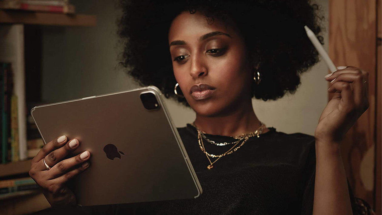 Immagine di iPhone, iPad ed accessori Apple con sconti sino al 30% tra le offerte del giorno eBay