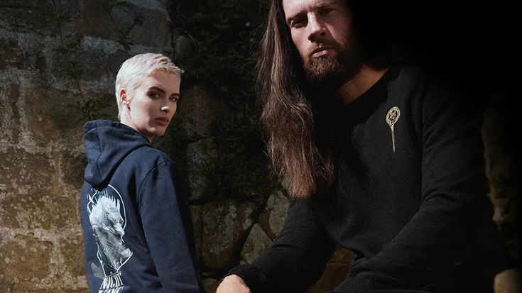 Scopri il merchandising dedicato a Game Of Thrones su Zavvi e ottieni gratis un fantastico stendardo!