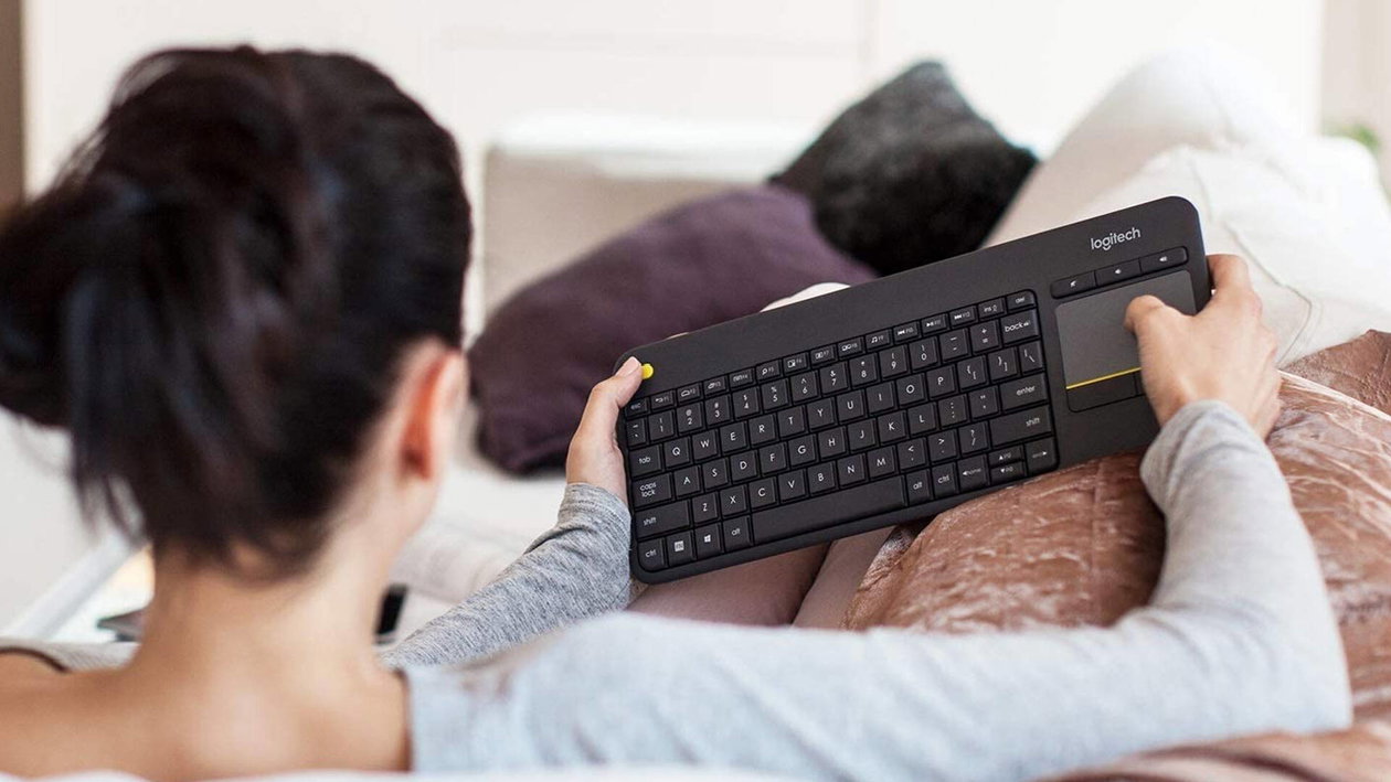 Immagine di Accessori Logitech per l'estate con sconti sino al 50% tra le offerte del weekend Amazon