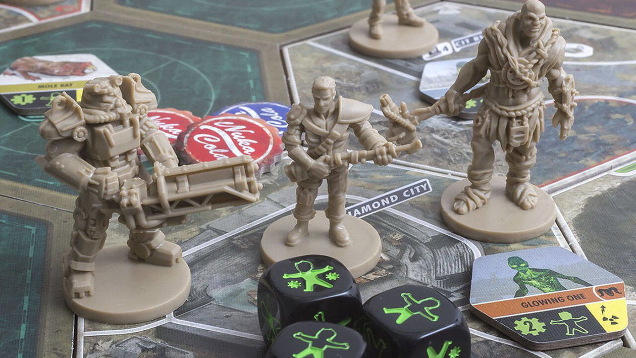 Immagine di Il boardgame di Fallout è adrenalinico come il gioco, ed oggi ha il 38% di sconto!