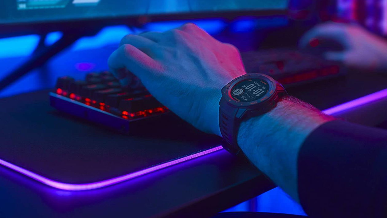 Immagine di Smartwatch per gamer Garmin Instinct eSports Edition ora a un prezzo bomba su Amazon!