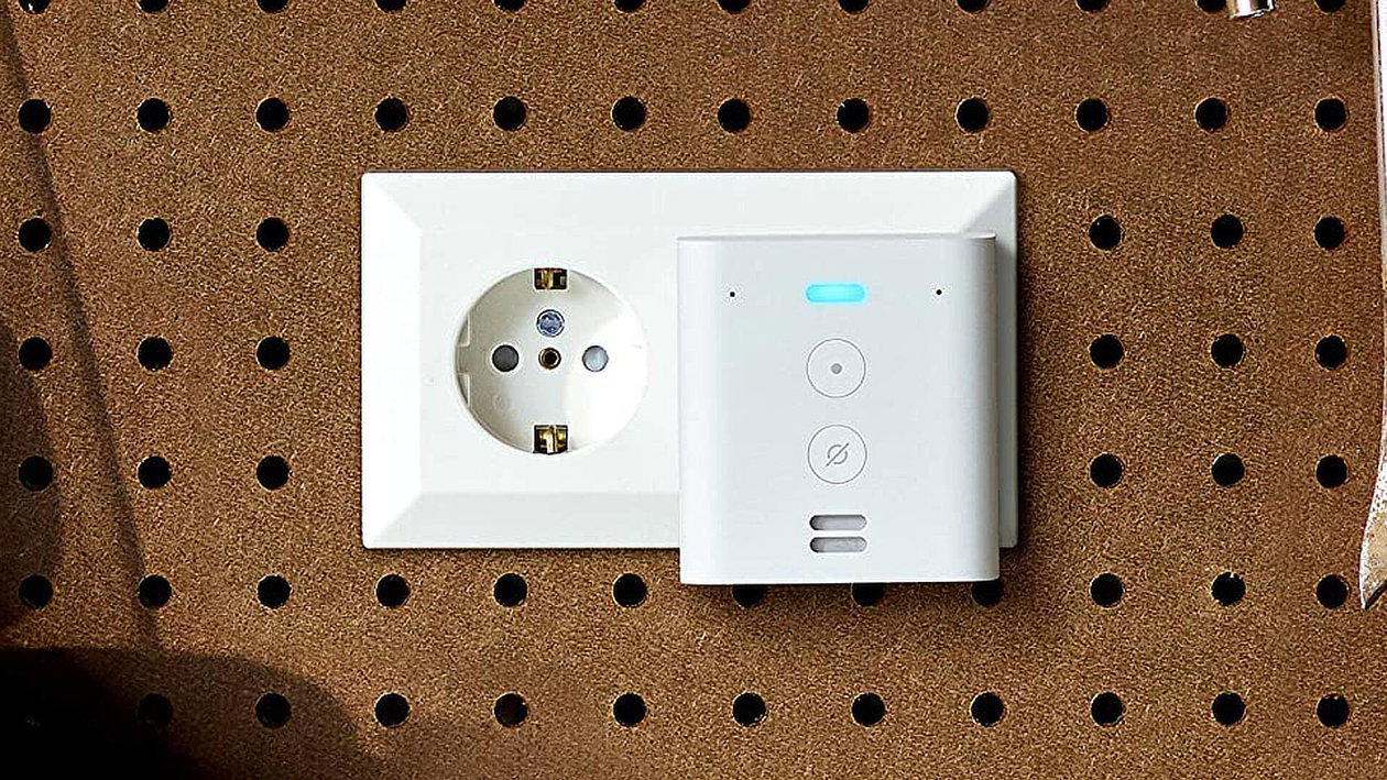 Immagine di Echo Flex torna in offerta su Amazon! Solo 15 euro per entrare nel mondo di Alexa!