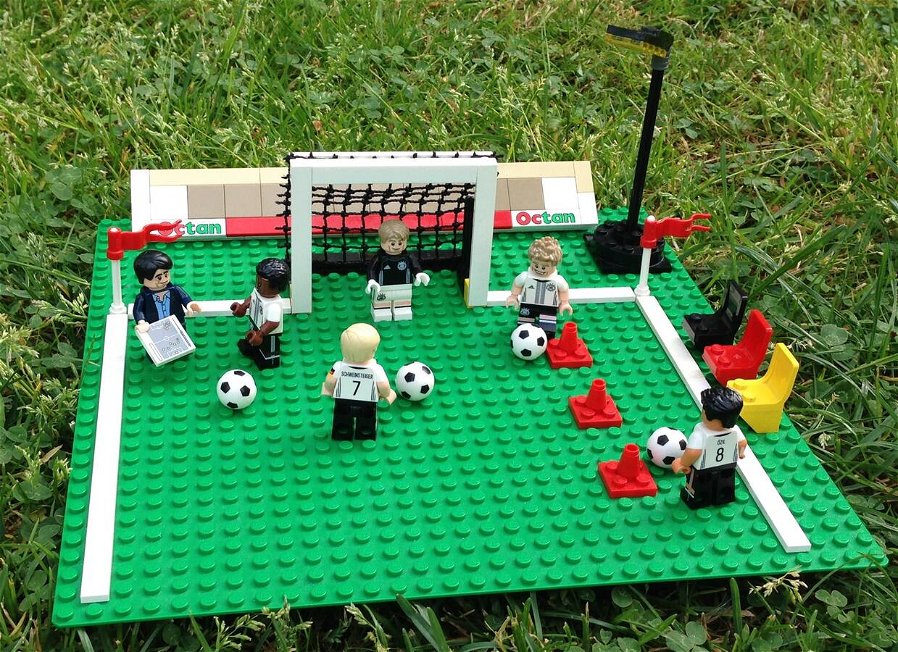 Immagine di LEGO potrebbe sfidare FIFA con un gioco di calcio, pubblicato da 2K