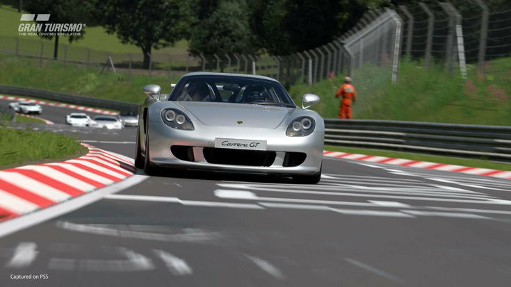 Gran Turismo 7 torna online dopo 30 ore, insieme alle scuse di Yamauchi